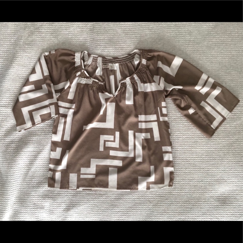 Flowy 3/4 sleeved top